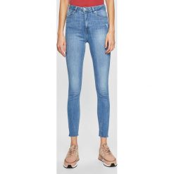 Tally Weijl - Jeansy. Niebieskie jeansy TALLY WEIJL, s, bez wzorów, z podwyższonym stanem. W wyprzedaży za 79.90 zł.