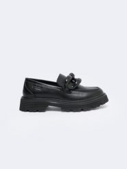 Mokasyny damskie loafersy z ozdobnym łaŅcuchem czarne LL274580 906. Czarne mokasyny Big Star, na lato, bez wzorów, z syntetyku, bez obcasa. W wyprzedaży za 179.99 zł.