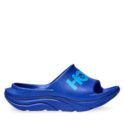 Klapki Hoka. Niebieskie klapki HOKA, bez wzorów, bez obcasa. Za 269.99 zł.