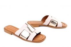 Artiker Relaks 58C2138 beige-gold, klapki damskie. Brązowe klapki Artiker Relaks, bez wzorów, ze skóry, bez obcasa. Za 136.43 zł.