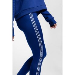 Legginsy treningowe damskie LEG212 - kobalt. Legginsy sportowe 4f. W wyprzedaży za 99.99 zł.