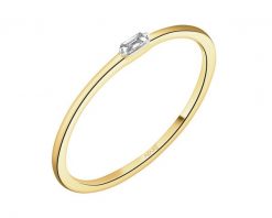 Pierścionek z żółtego złota z diamentem - 0,02 ct - próba 375. Żółte pierścionki Apart, z diamentem, złote. Za 1,059.00 zł.