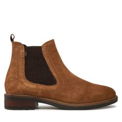 Botki s.Oliver. Brązowe botki S.Oliver, bez wzorów, bez obcasa, na płaskiej podeszwie, bez zapięcia. Za 399.99 zł.