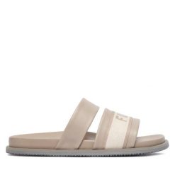 Klapki Furla. Brązowe klapki Furla, bez wzorów, bez obcasa. Za 989.99 zł.