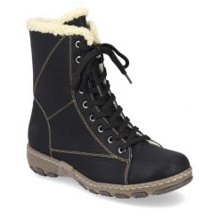 Botki Rieker. Czarne botki Rieker, bez wzorów, bez obcasa, na płaskiej podeszwie, bez zapięcia. Za 258.99 zł.