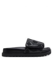 Guess Klapki FLJFA2ELE19 Czarny. Czarne klapki Guess, z aplikacjami, ze skóry, bez obcasa. Za 299.99 zł.