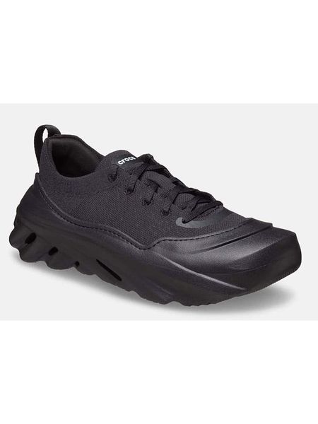 Crocs Sneakersy w kolorze czarnym rozmiar: 37/38. Czarne trampki Crocs, bez wzorów, bez zapięcia. Za 304.95 zł.