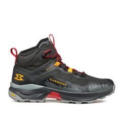 Średnie buty turystyczne Garmont 9.81 Engage GTX. Brązowe trekkingi Garmont, trekkingowe. Za 758.30 zł.
