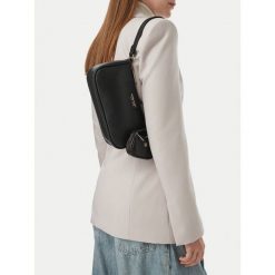 Torebka Nine West. Czarne torebki klasyczne Nine West, bez wzorów, bez dodatków. Za 169.99 zł.
