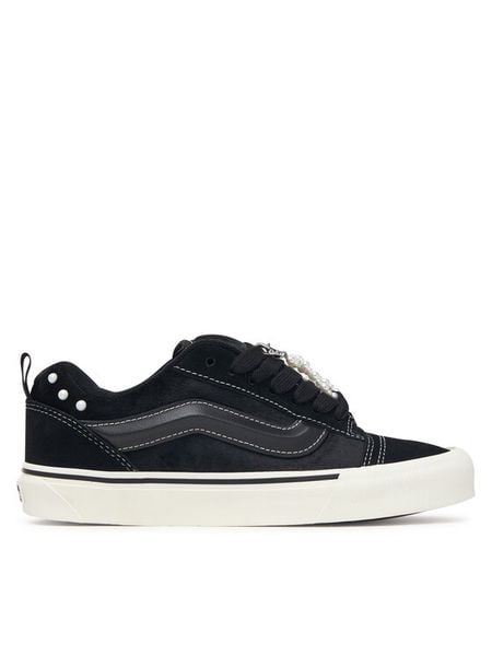 Vans Tenisówki Knu Skool VN000D6ZBLA1 Czarny. Czarne trampki Vans, bez wzorów, ze skóry, bez zapięcia. Za 449.99 zł.