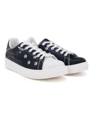 Goby Sneakersy w kolorze biało-czarnym rozmiar: 37. Białe trampki Goby, bez wzorów, bez zapięcia. Za 260.99 zł.