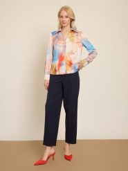 BGN Koszula ze wzorem rozmiar: 38. Koszule BGN, bez wzorów, bez kołnierzyka, bez ramiączek. Za 108.99 zł.