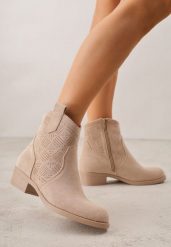 Ciemnobeżowe Ażurowe Botki na Słupku Typu Kowbojki Iolerine. Brązowe botki Renee, w ażurowe wzory, z jeansu, bez obcasa, na płaskiej podeszwie, bez zapięcia. Za 129.99 zł.