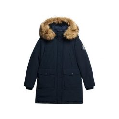 Parka z sztucznego futra damska Superdry Everest. Niebieskie parki Superdry, na zimę, bez kaptura. W wyprzedaży za 787.25 zł.
