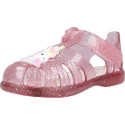 Sandały IGOR TOBBY UNICORN Rose. Czerwone sandały Igor, bez wzorów, z syntetyku, bez obcasa, bez zapięcia. Za 127.99 zł.