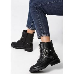 Czarne Botki Melissa. Czarne botki Born2be, bez wzorów, za kostkę, bez obcasa, na płaskiej podeszwie, bez zapięcia. Za 139.99 zł.