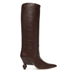 Kozaki Weekend Max Mara. Brązowe kozaki Weekend Max Mara, bez obcasa, na szpilce, bez zapięcia. Za 3,049.00 zł.