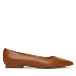 Baleriny LAUREN RALPH LAUREN. Brązowe baleriny Lauren Ralph Lauren, bez wzorów, bez obcasa. Za 639.99 zł.