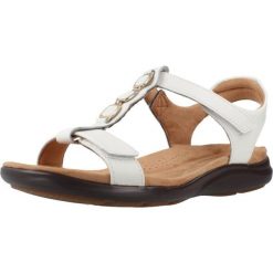 Sandały CLARKS 26185961C Biały. Białe sandały Clarks, bez wzorów, ze skóry, sportowe, bez obcasa, bez zapięcia. Za 424.99 zł.