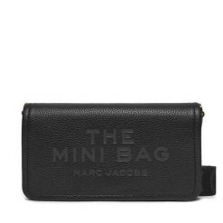 Torebka Marc Jacobs. Czarne listonoszki Marc Jacobs, bez wzorów, bez dodatków. Za 969.99 zł.