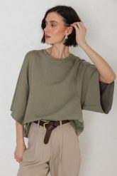 T-SHIRT LUNA OLIWKA L - Flawless. T-shirty Flawless, l, bez wzorów, z bawełny, bez kołnierzyka, bez ramiączek. Za 259.00 zł.
