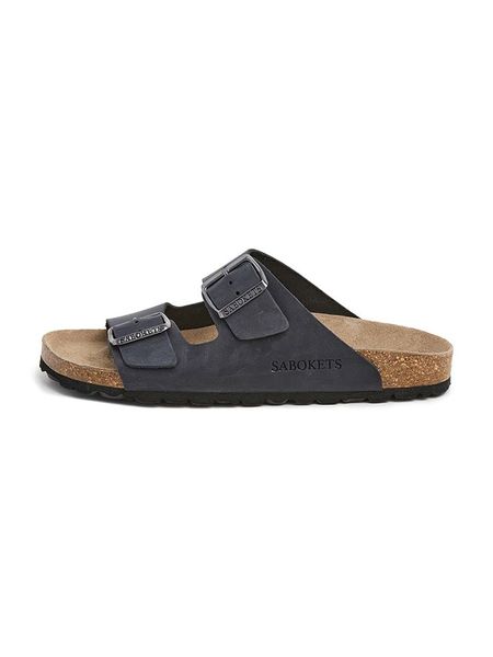 SABOKETS Skórzane klapki w kolorze czarnym rozmiar: 38. Czarne klapki SABOKETS, bez wzorów, z otwartym noskiem, bez obcasa. Za 162.49 zł.
