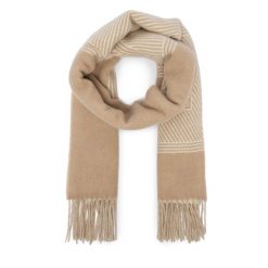 Szal BOSS. Białe szaliki Boss, bez wzorów. Za 449.99 zł.