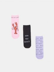 Skarpetki bawełniane Friends 3 pack - wielobarwny. Skarpety Sinsay, bez wzorów, z bawełny. Za 15.99 zł.