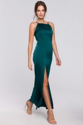 Długa sukienka wieczorowa na wesele błyszcząca halter neck zielona. Zielone sukienki Sukienki.shop, na imprezę, s, bez wzorów, z satyny, wizytowe, bez kołnierzyka, bez ramiączek, maxi. Za 319.00 zł.