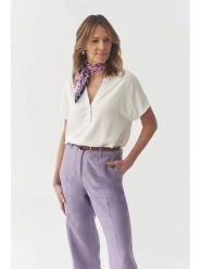 TATUUM Bluzka w kolorze białym rozmiar: 38. Białe bluzki Tatuum, bez wzorów, z wiskozy, bez kołnierzyka, bez ramiączek. Za 86.45 zł.