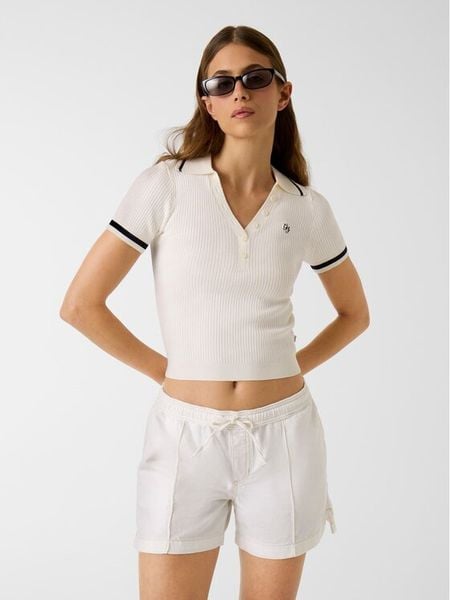 Guess Jeans Polo W6GRZ1 Z3P32 Kremowy Slim Fit. Białe koszulki polo Guess Jeans, xl, z aplikacjami, z jeansu, bez kołnierzyka, bez ramiączek. Za 205.99 zł.