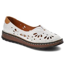 Białe Półbuty Artiker Damskie Modne Skórzane Buty. Białe czółenka Artiker, bez wzorów, ze skóry, bez obcasa, na koturnie, bez zapięcia. Za 249.00 zł.