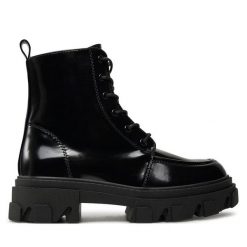 Trapery ONLY. Czarne trapery i śniegowce Only. Za 169.99 zł.