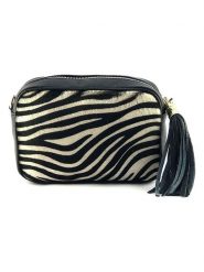 Marlon Skórzana torebka "Paris" w kolorze czarno-kremowym - 20 x 14 x 7 cm rozmiar: onesize. Niebieskie torby na ramię Marlon, z aplikacjami, z materiału, na ramię, bez dodatków. Za 206.91 zł.