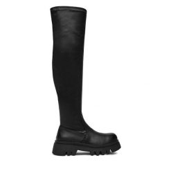 Kozaki DeeZee. Czarne kozaki DeeZee, bez obcasa, na płaskiej podeszwie, bez zapięcia. Za 259.99 zł.