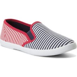 Trampki NYLON RED WS17229-2. Niebieskie trampki Nylon Red, bez wzorów, z materiału, bez zapięcia. W wyprzedaży za 24.99 zł.