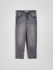 Jeansy slim fit - jasnoszary. Szare jeansy Reserved, bez wzorów. W wyprzedaży za 59.99 zł.