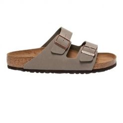 Klapki turystyczne uniseks Birkenstock Arizona 211. Szare klapki Birkenstock, bez wzorów, z materiału, bez obcasa. Za 589.00 zł.