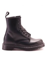Dr. Martens Skórzane botki w kolorze czarnym rozmiar: 41. Czarne botki Dr. Martens, bez wzorów, bez obcasa, bez zapięcia. Za 739.95 zł.