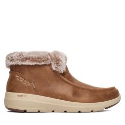Botki Skechers. Brązowe botki Skechers, bez wzorów, bez obcasa, na płaskiej podeszwie, bez zapięcia. Za 399.99 zł.