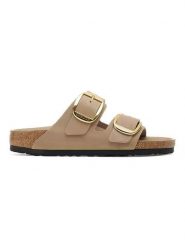 Birkenstock Skórzane klapki "Arizona" w kolorze jasnobrązowym rozmiar: 41. Brązowe klapki Birkenstock, bez wzorów, z otwartym noskiem, bez obcasa. Za 393.45 zł.