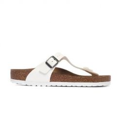 Japonki damskie Birkenstock 745531. Białe klapki Birkenstock, bez wzorów, z materiału, z otwartym noskiem, bez obcasa. Za 407.55 zł.