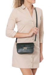 Lia Biassoni Skórzana torebka "Ruga" w kolorze ciemnozielonym - 21 x 14 x 5 cm rozmiar: onesize. Zielone torby na ramię Lia Biassoni, bez wzorów, z materiału, na ramię, bez dodatków. Za 217.99 zł.