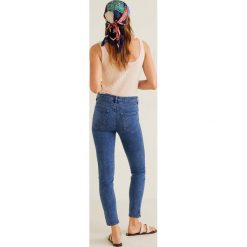 Mango - Jeansy Sculpt. Niebieskie jeansy Mango, bez wzorów. Za 89.90 zł.