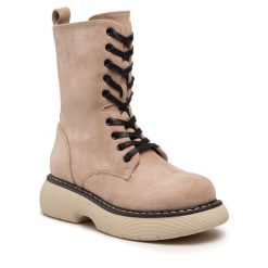 Botki DeeZee. Brązowe botki DeeZee, bez wzorów, bez obcasa, na płaskiej podeszwie, bez zapięcia. Za 229.99 zł.