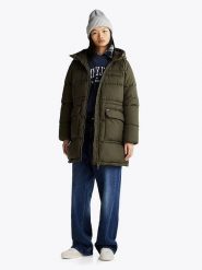TOMMY JEANS Płaszcz zimowy w kolorze khaki rozmiar: M. Brązowe płaszcze Tommy Jeans, na zimę, m, bez wzorów, z jeansu, bez kaptura. Za 462.29 zł.