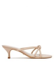 Guess Klapki FLJGARLEA03 Beżowy. Brązowe klapki Guess, z aplikacjami, ze skóry, bez obcasa. Za 342.00 zł.