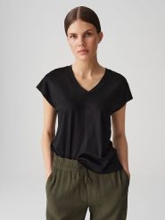 OPUS Koszulka "Savilchen" w kolorze czarnym rozmiar: 38. Czarne bluzki Opus, bez wzorów, z wiskozy, bez kołnierzyka, bez ramiączek. Za 119.95 zł.