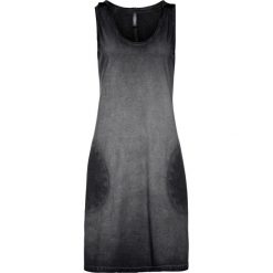 Sukienka z dżerseju, z kapturem bonprix czarny "washed". Czarne sukienki bonprix, bez wzorów, z dżerseju, bez kołnierzyka, bez ramiączek. Za 79.99 zł.