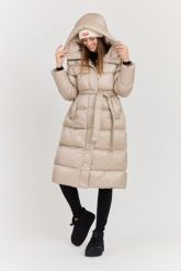 HETREGO Beżowy damski puchowy płaszcz Karen Woman Quilted Coat, Rozmiar 40 EU - 44 IT. Brązowe płaszcze HETREGO, uniwersalny, bez wzorów, z poliamidu, bez kaptura. W wyprzedaży za 1,679.99 zł.